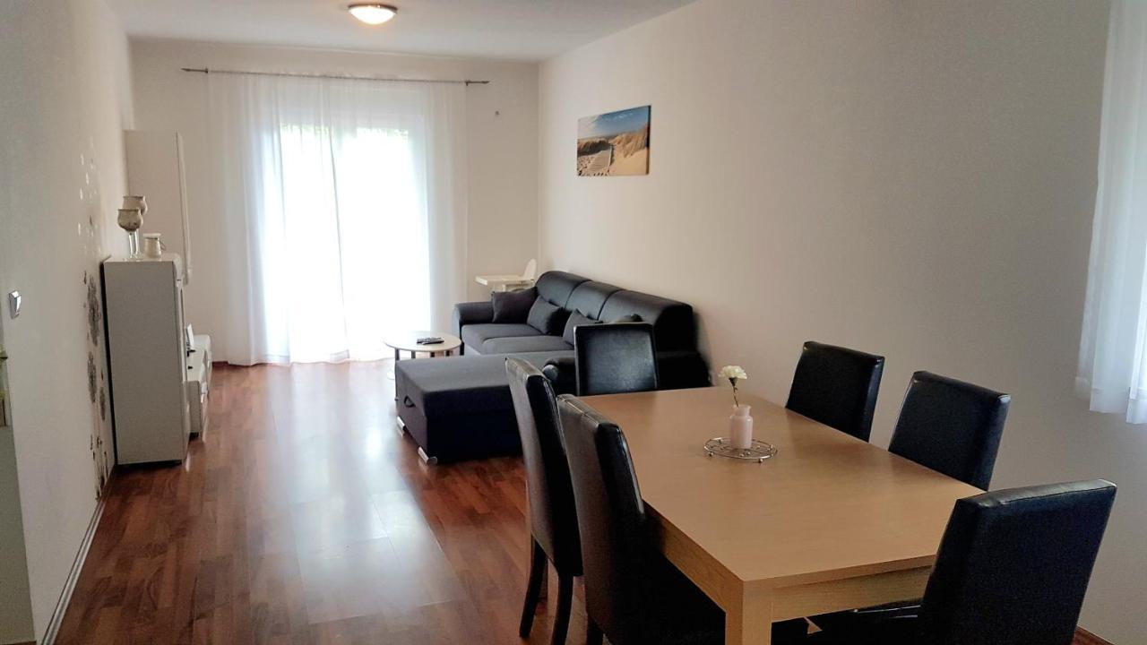 Apartment Adrijana Medulin Exteriör bild