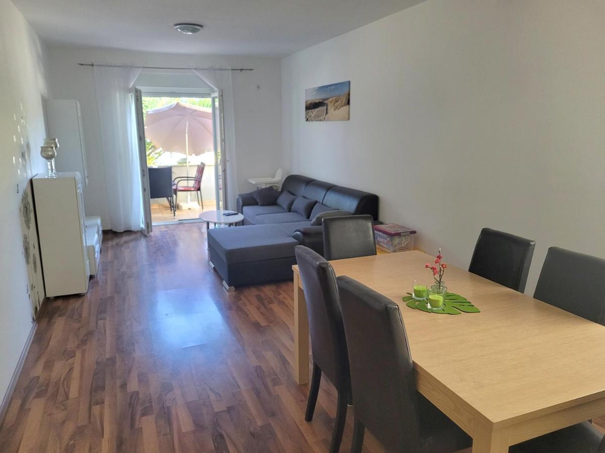 Apartment Adrijana Medulin Exteriör bild